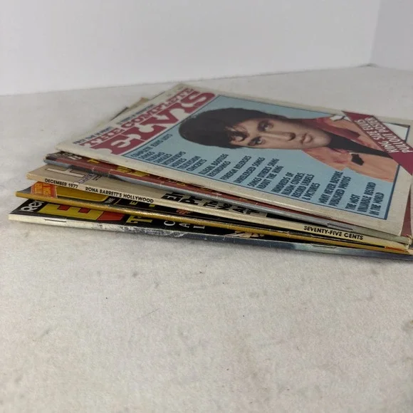 Vintage Elvis Presley Magazines Lot w 2 Full Size Posters Fan Collector - Picture 7 of 11